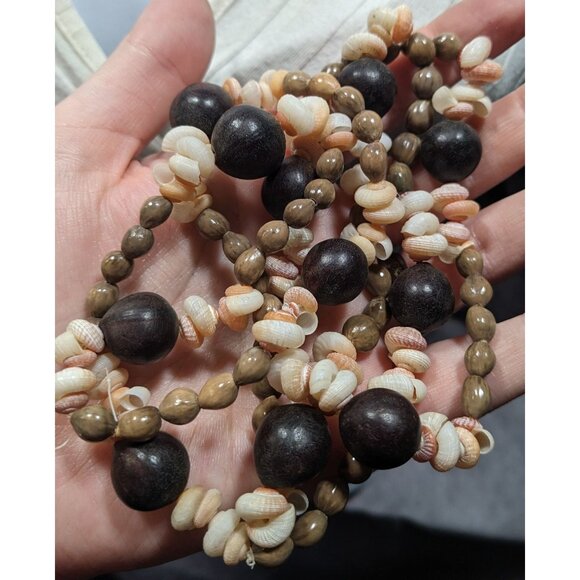 Summery Beach Themed Seed And Shell Beaded Necklace - Picture 7 of 8